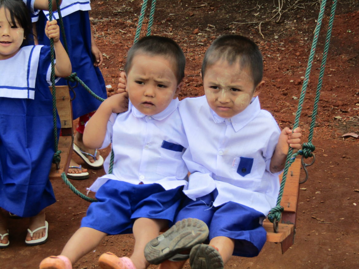 33_Asilo Naung Leng_parco giochi